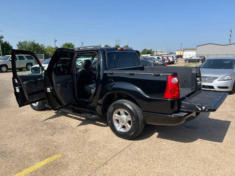 2004 Ford Explorer Sport Trac XLS