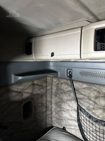 2014 Freightliner Cascadia