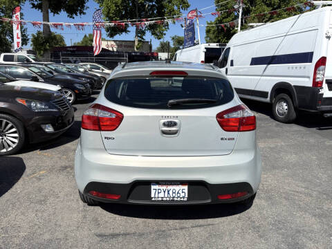 2013 Kia Rio 5-Door EX