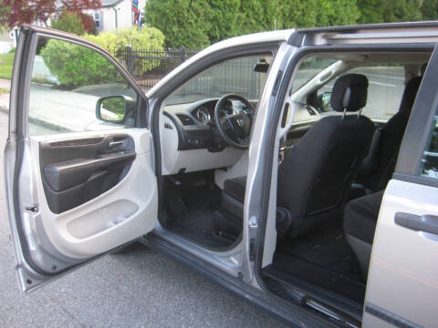 2016 Dodge Grand Caravan American Value Package