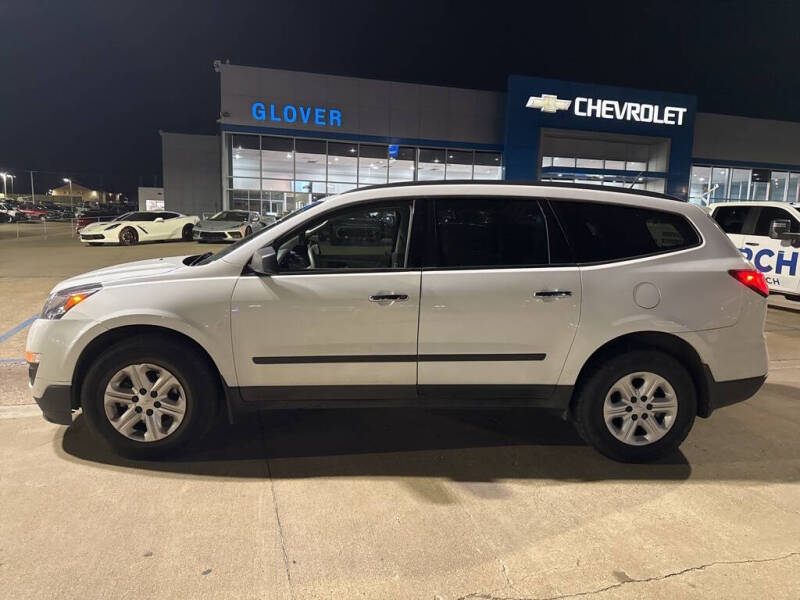 2017 Chevrolet Traverse LS