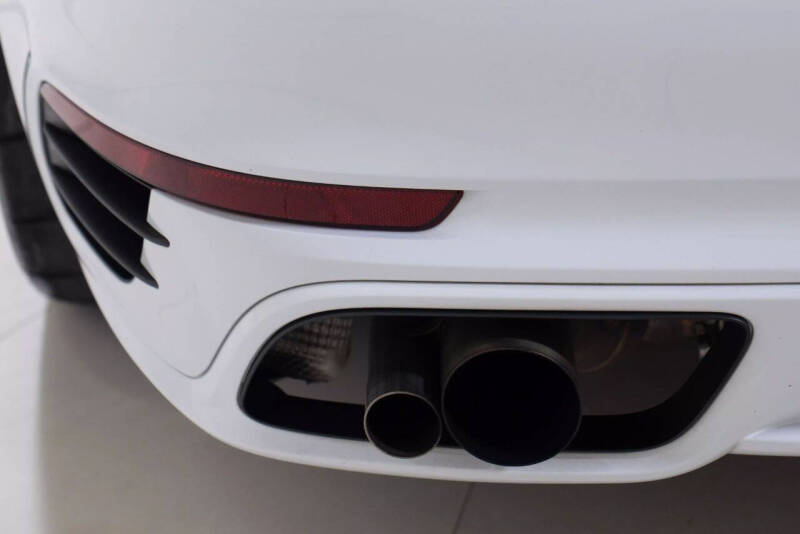 2017 Porsche 911 Turbo S