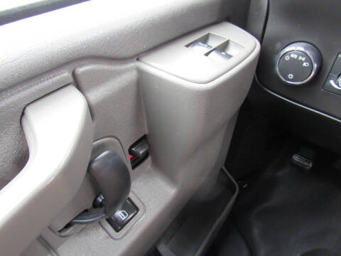 2017 Chevrolet Express LS 2500