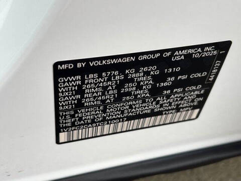 2026 Volkswagen Atlas Cross Sport SEL Premium R-Line 4Motion