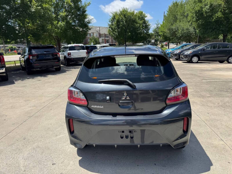 2024 Mitsubishi Mirage ES