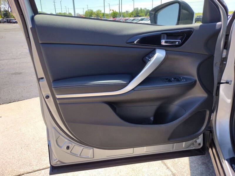 2026 Mitsubishi Eclipse Cross SE