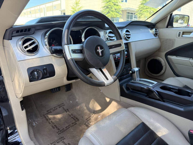 2007 Ford Mustang GT Deluxe