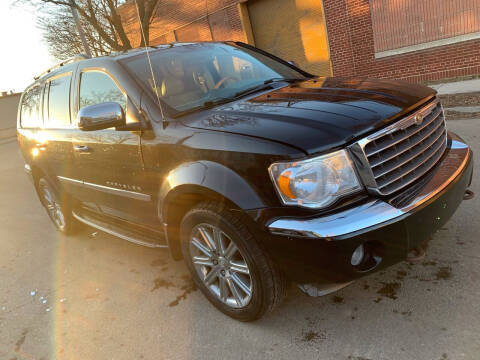 2008 Chrysler Aspen for sale at Square Business Automotive in Milwaukee WI