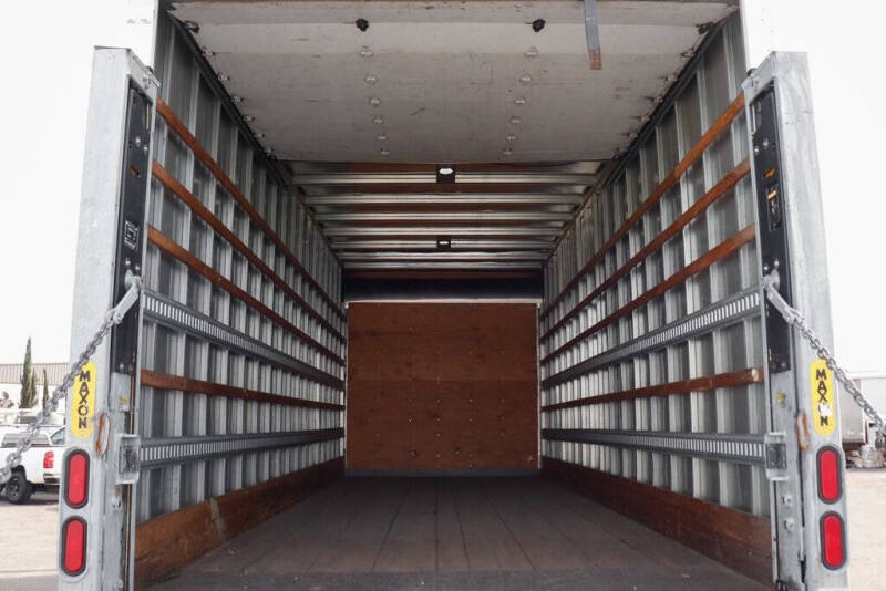 2019 International DuraStar 4300