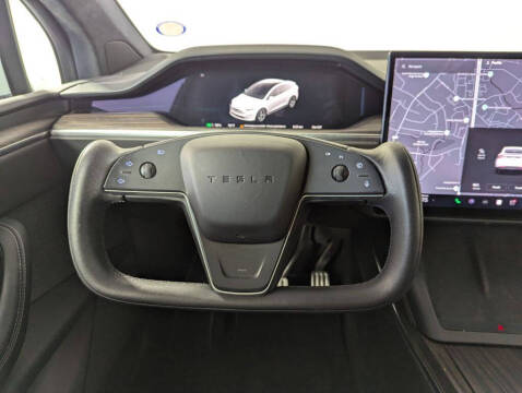 2023 Tesla Model X Standard Range