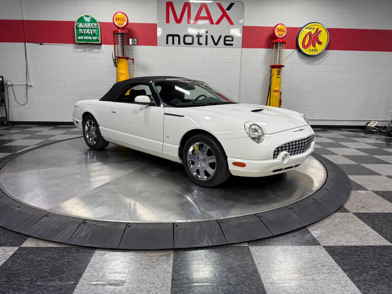 2003 Ford Thunderbird 130