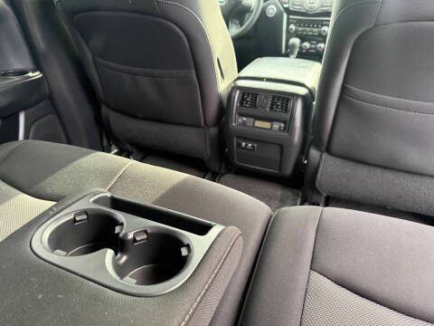 2020 Nissan Pathfinder S