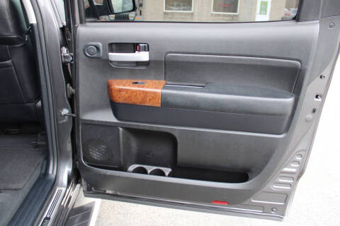 2013 Toyota Tundra Platinum