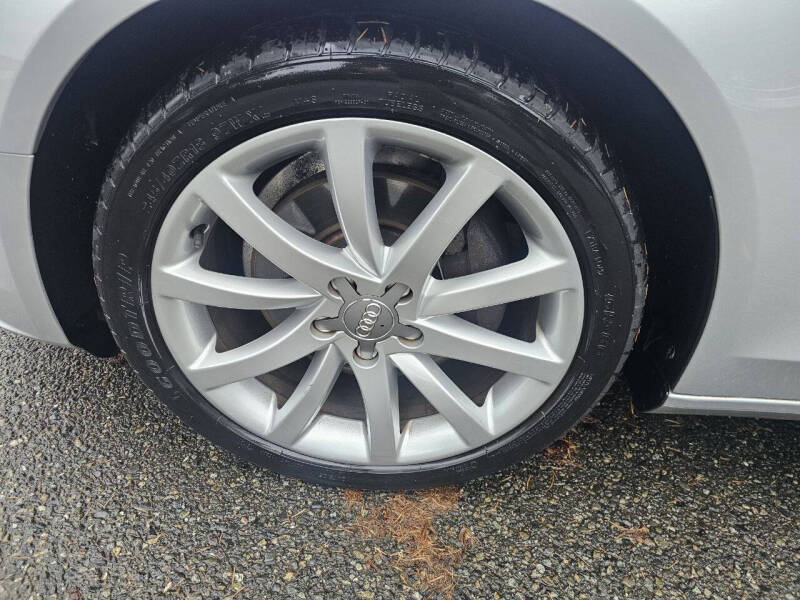 2013 Audi A4 2.0T quattro Prestige