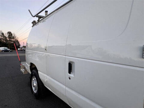 2011 Ford E-Series E-350 SD