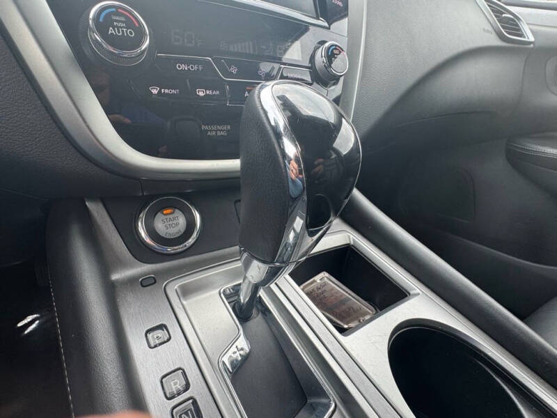 2023 Nissan Murano SV