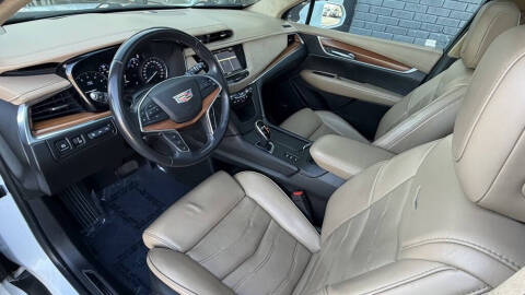 2017 Cadillac XT5 Platinum