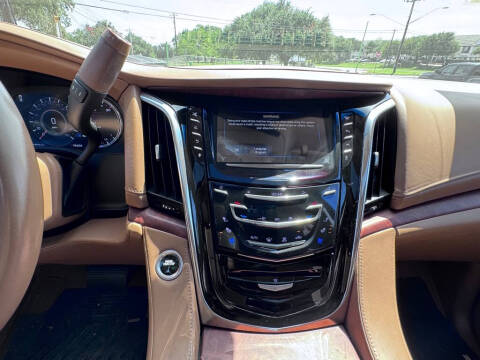 2016 Cadillac Escalade Platinum