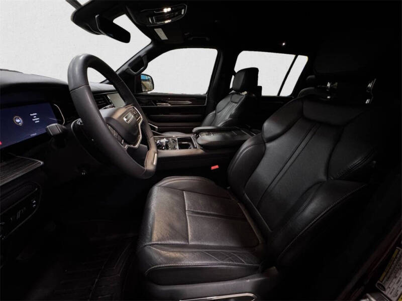 2022 Jeep Wagoneer Series III