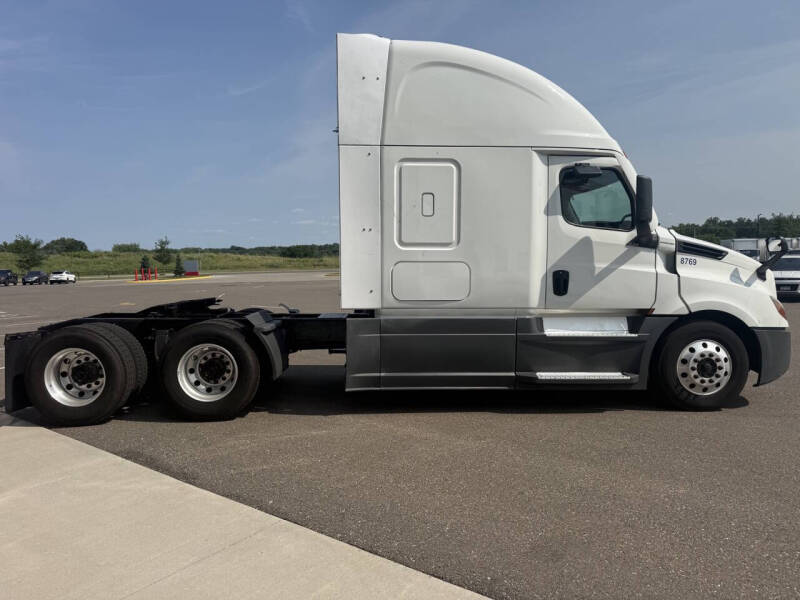 2021 Freightliner Cascadia