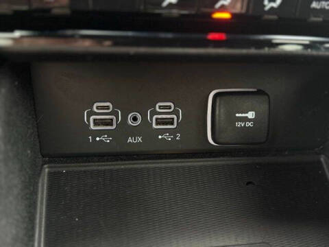 2022 Jeep Grand Cherokee Altitude