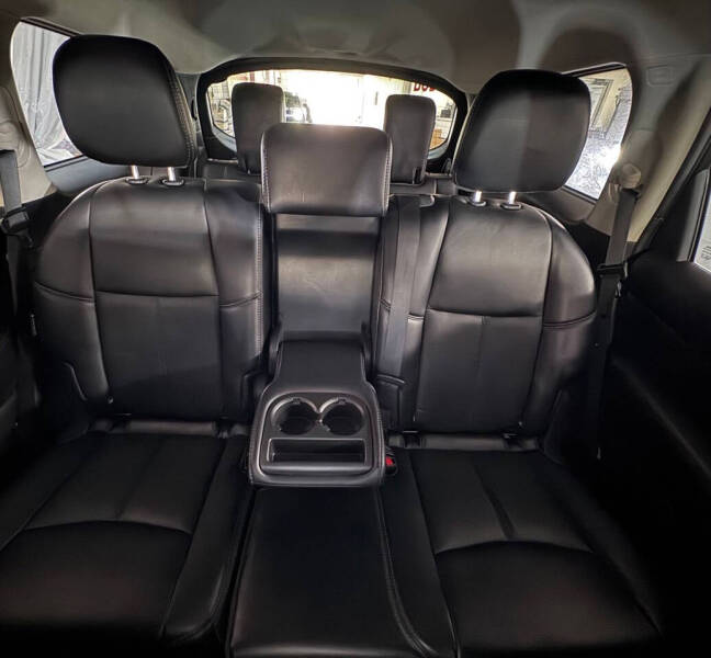 2019 Nissan Pathfinder SL