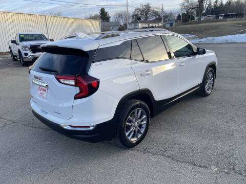 2023 GMC Terrain SLT