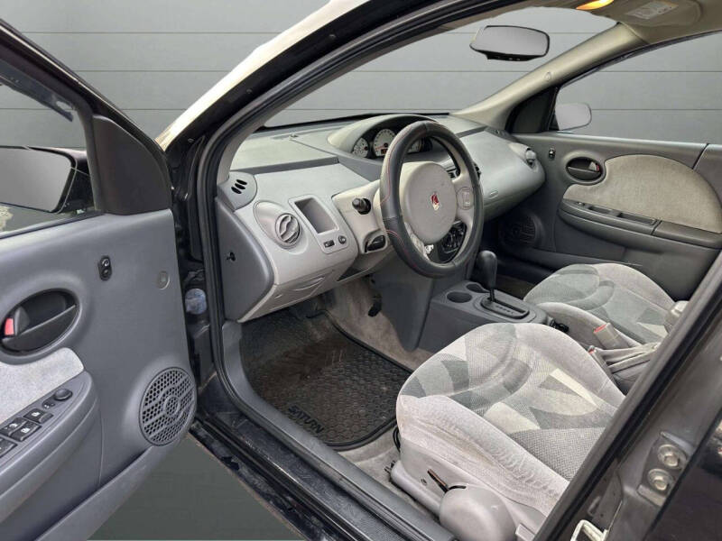 2003 Saturn Ion 3