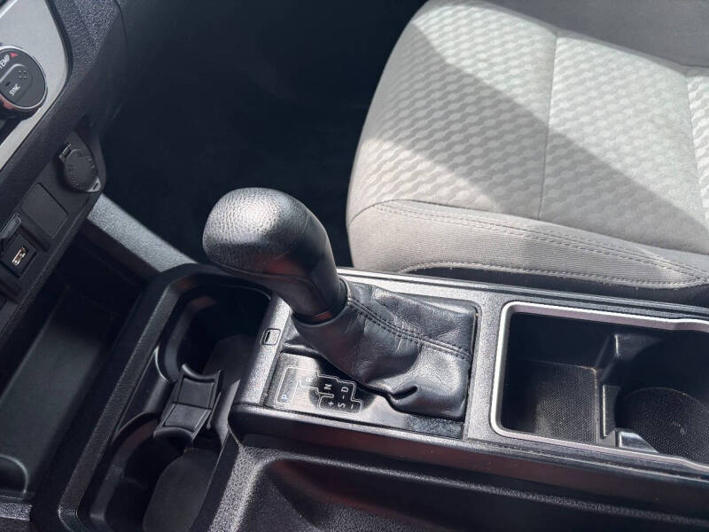 2023 Toyota Tacoma SR V6