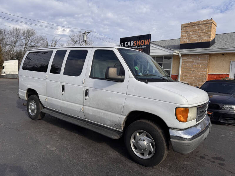 2006 Ford E-Series E-350 SD XLT