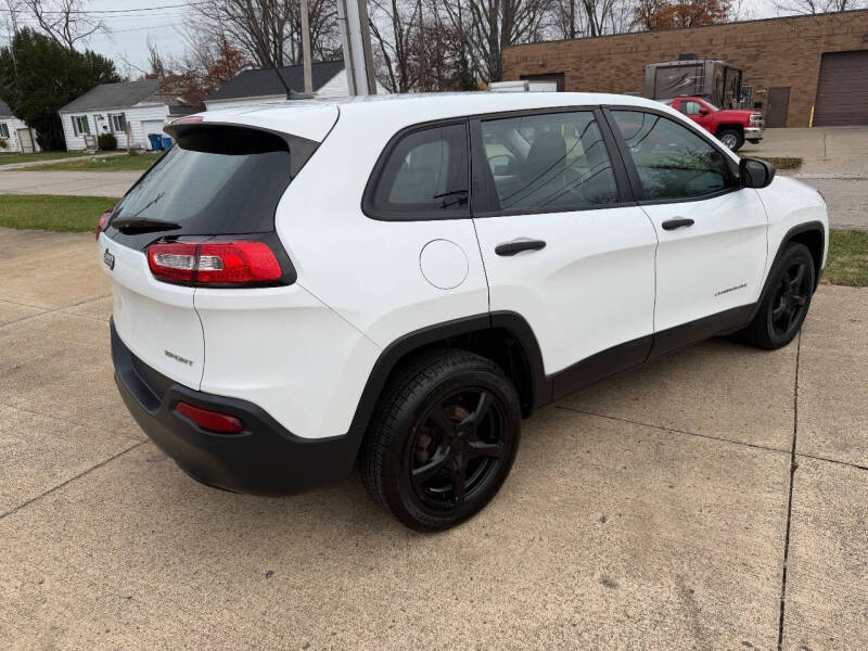 2014 Jeep Cherokee Sport