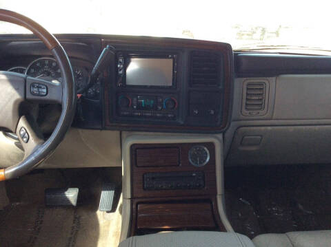 2003 Cadillac Escalade
