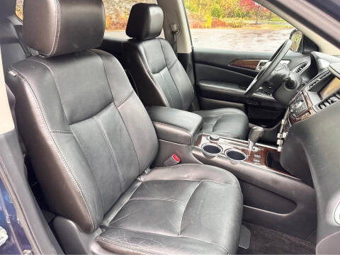 2013 Nissan Pathfinder SL