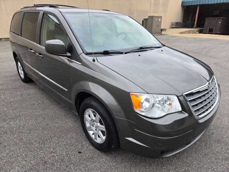 2010 Chrysler Town and Country Touring Plus