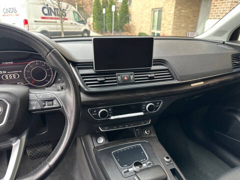 2020 Audi Q5 quattro Prestige 45 TFSI