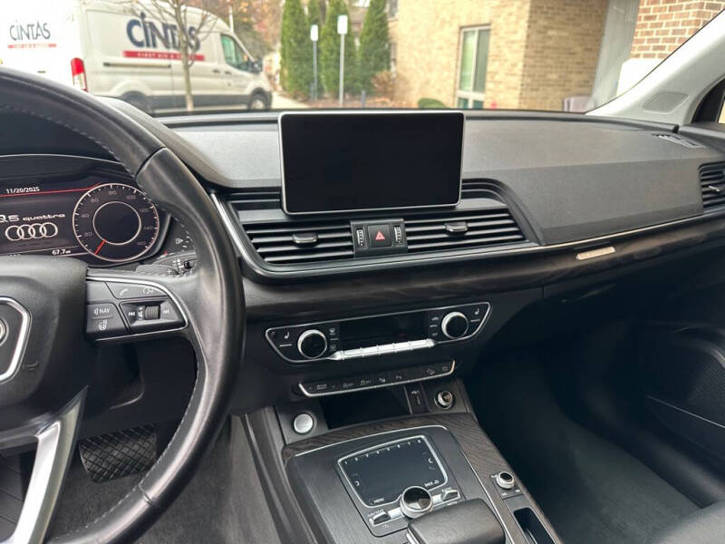 2020 Audi Q5 quattro Prestige 45 TFSI