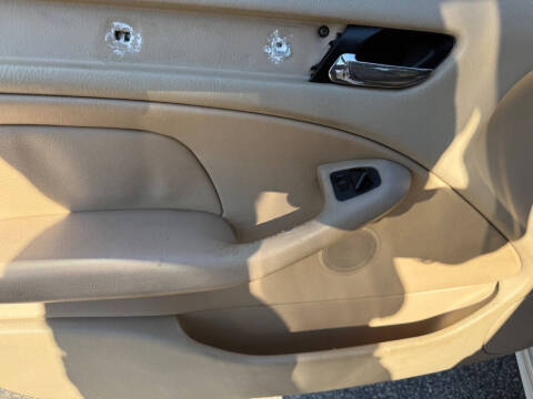 2005 BMW 3 Series 325i