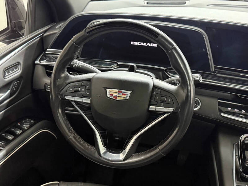 2023 Cadillac Escalade Sport