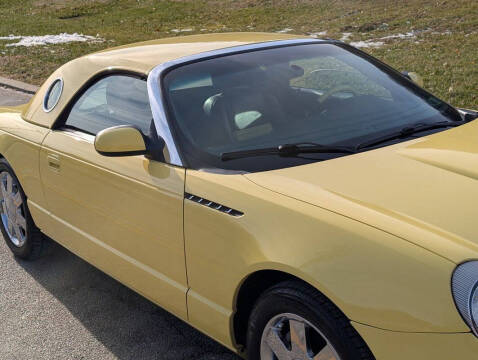 2002 Ford Thunderbird Deluxe