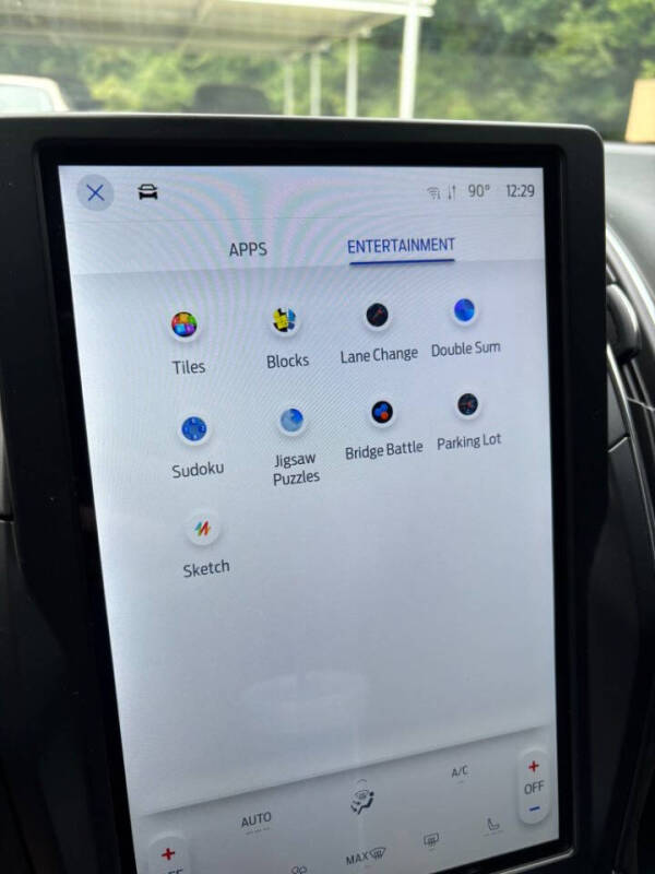 2024 Ford Edge Titanium