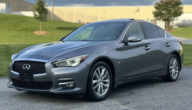 2015 INFINITI Q50 Premium