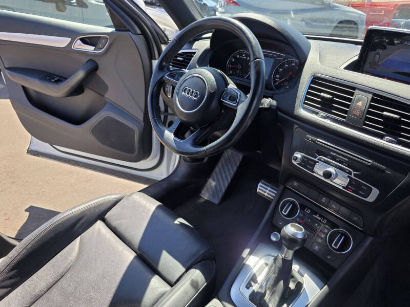 2017 Audi Q3 2.0T quattro Premium Plus