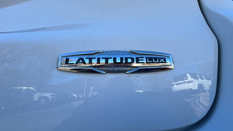 2022 Jeep Compass Latitude Lux