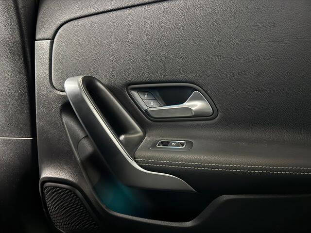 2021 Mercedes-Benz A-Class A 220