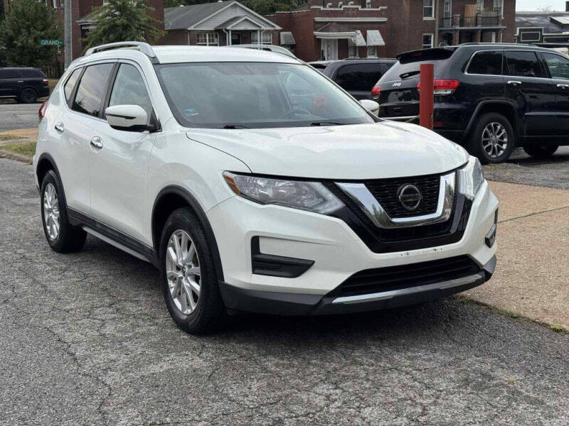 2018 Nissan Rogue SV