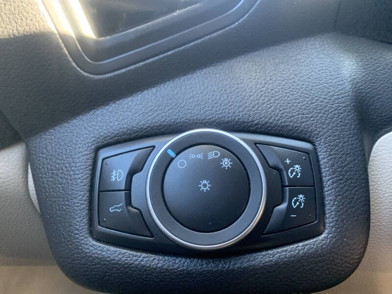 2019 Ford Escape SEL