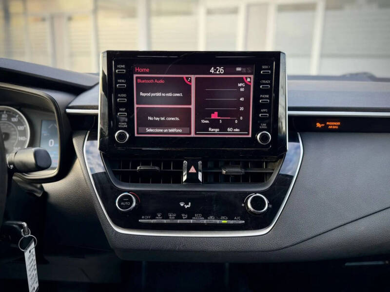 2020 Toyota Corolla LE