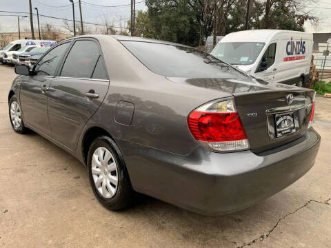 2005 Toyota Camry
