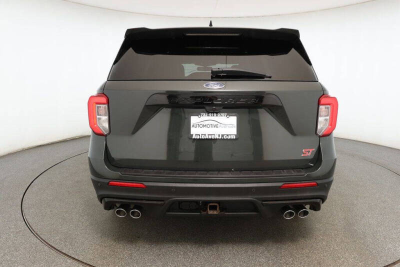 2022 Ford Explorer ST