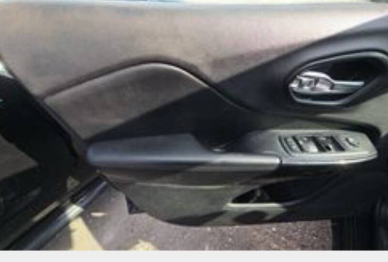 2019 Jeep Cherokee Altitude